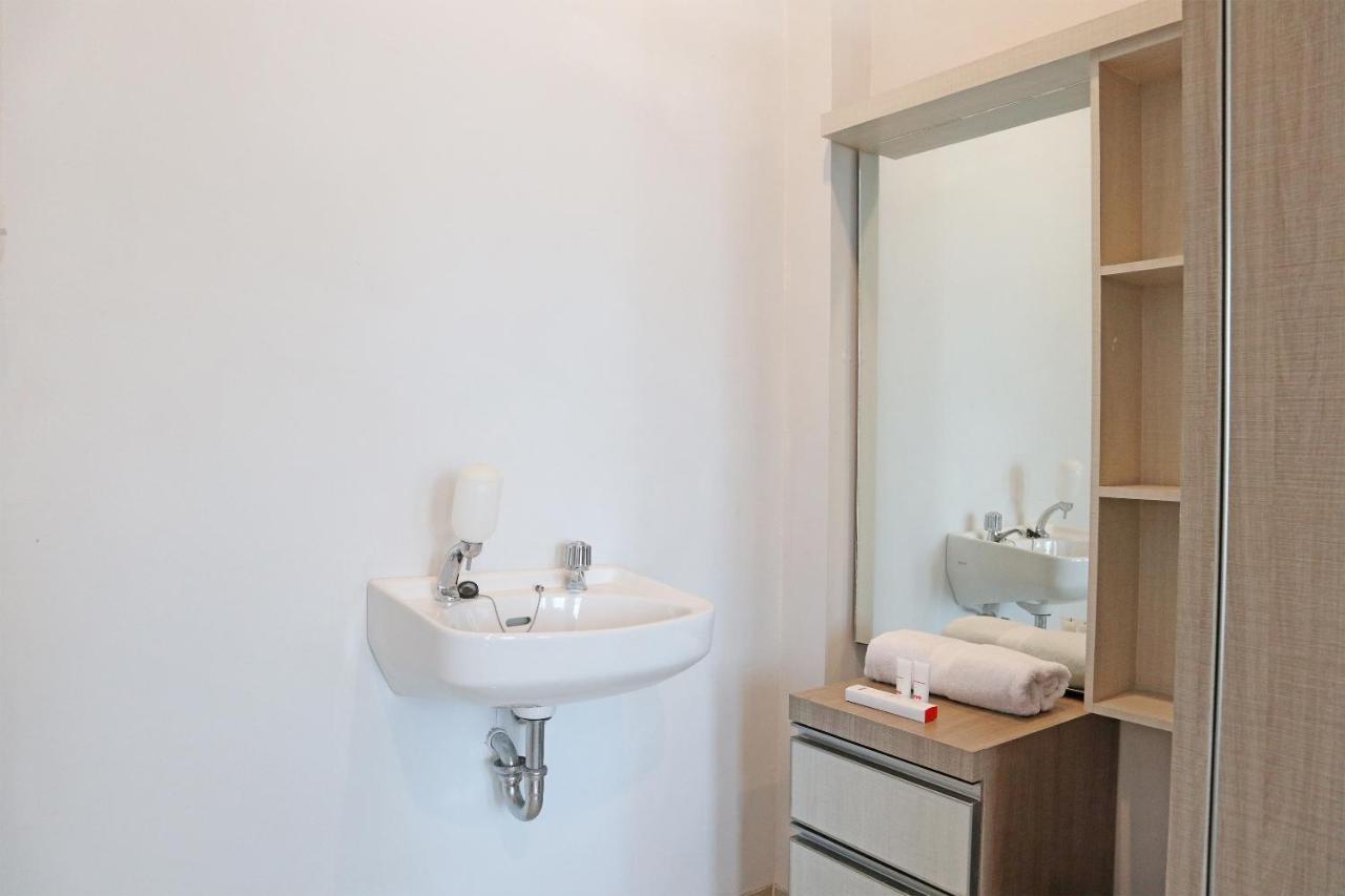 Oyo 1649 Grya Lavinsa Hotel Padang  Eksteriør billede